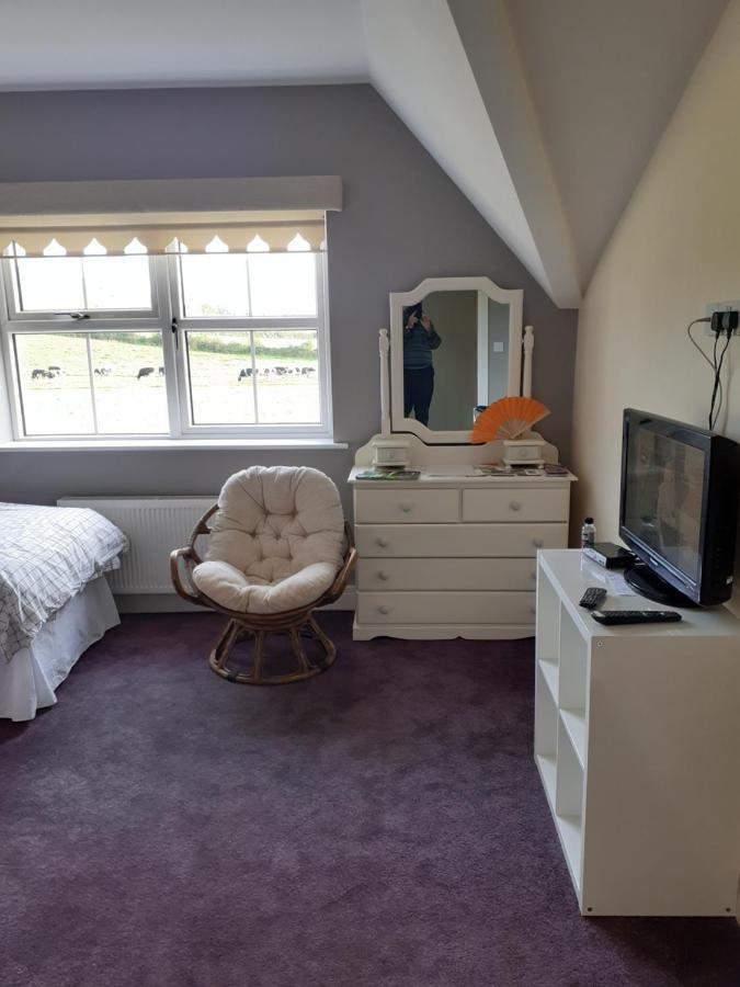 Single Or Twin Room In Lovely Country Residence Nobber Екстер'єр фото